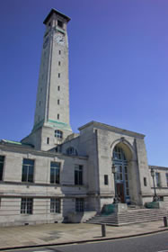 Southampton town hall (c) Freefoto.com